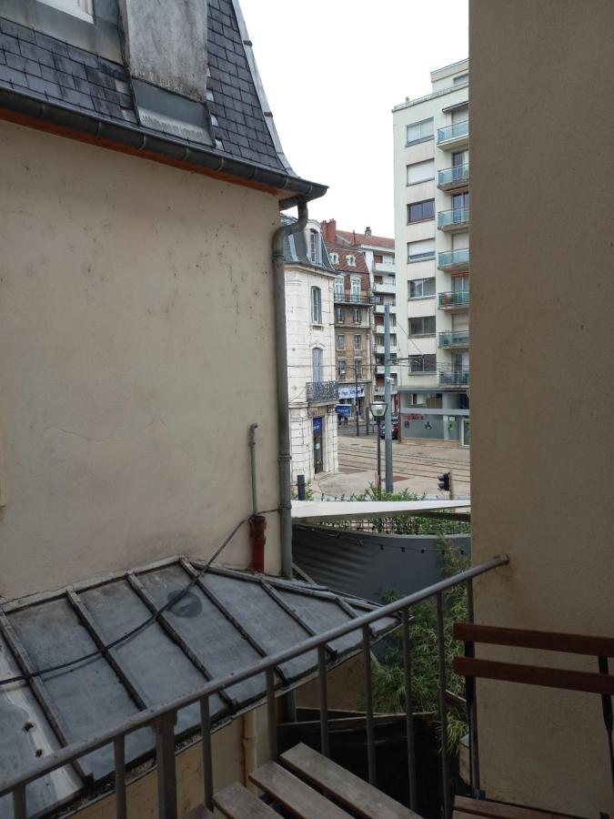Le Carnot, A Deux Pas Du Centre Ville Besançon Zewnętrze zdjęcie