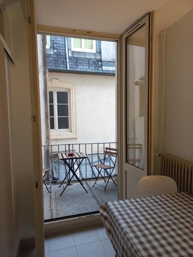Le Carnot, A Deux Pas Du Centre Ville Besançon Zewnętrze zdjęcie