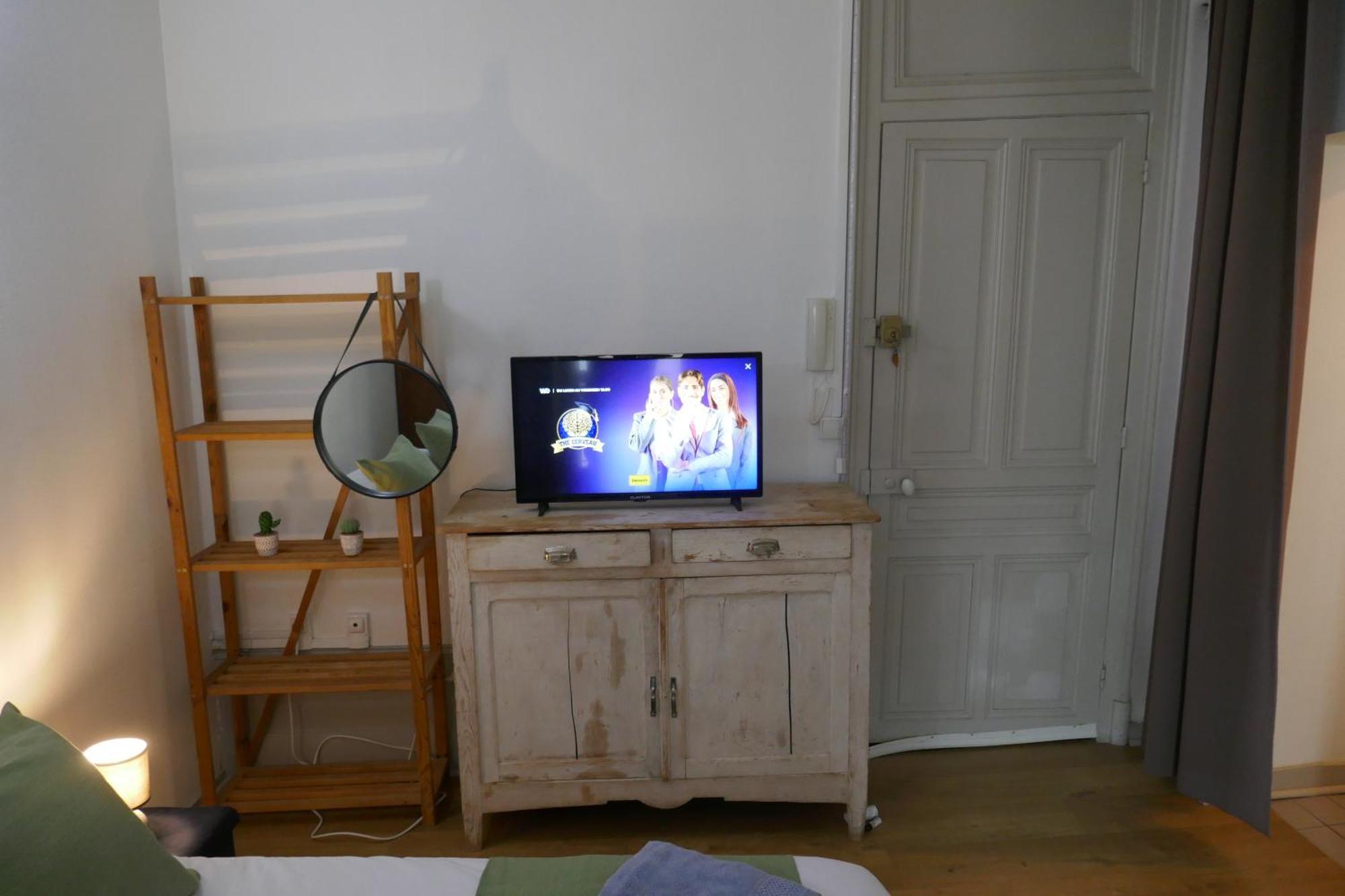 Le Carnot, A Deux Pas Du Centre Ville Besançon Zewnętrze zdjęcie